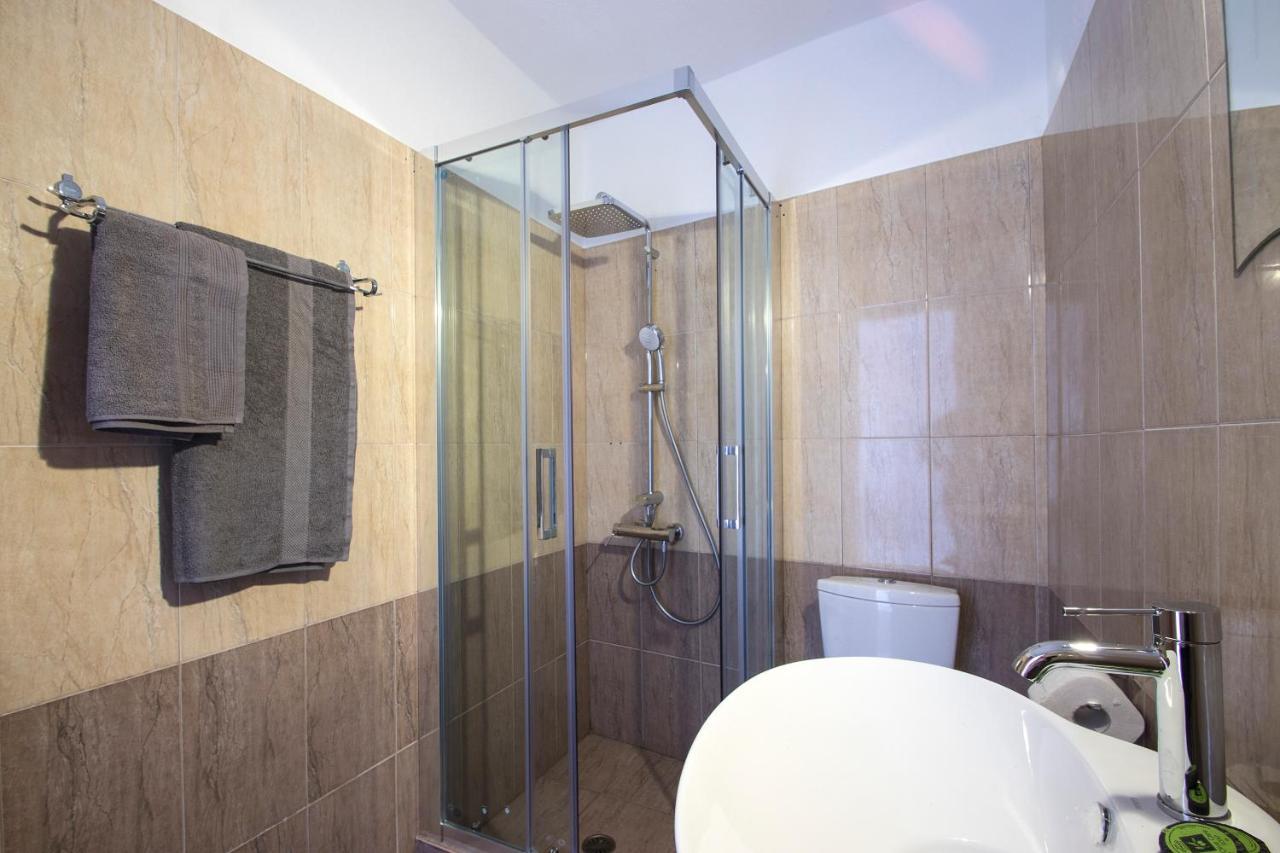 D & E Apartments مدينة سكياثوس المظهر الخارجي الصورة