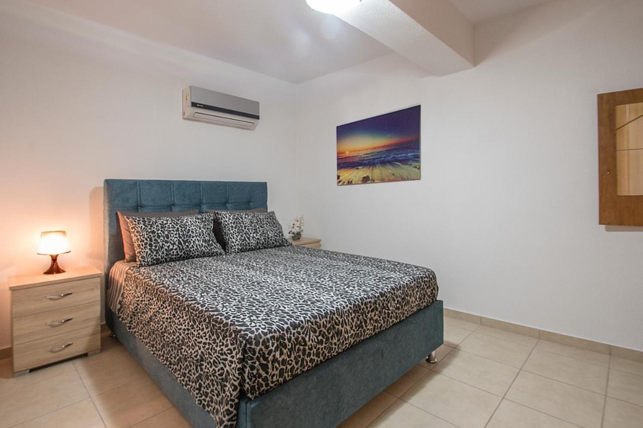 D & E Apartments مدينة سكياثوس المظهر الخارجي الصورة