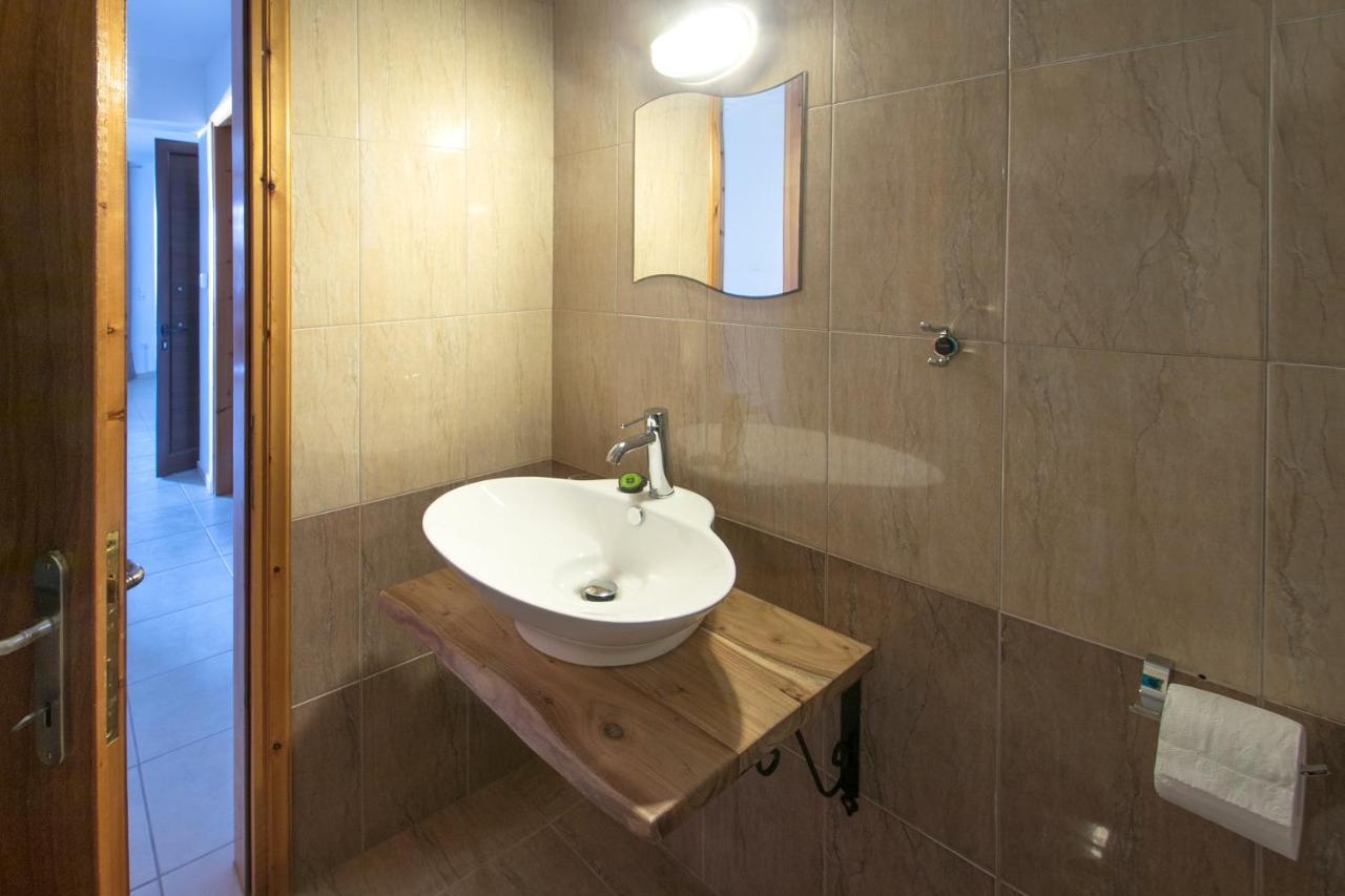 D & E Apartments مدينة سكياثوس المظهر الخارجي الصورة