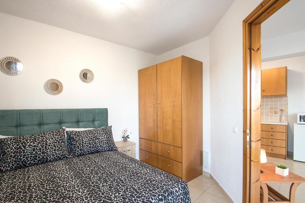 D & E Apartments مدينة سكياثوس المظهر الخارجي الصورة